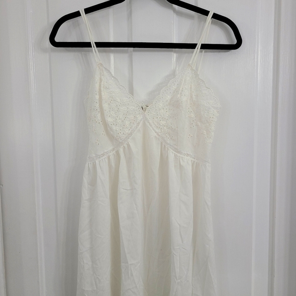 White Eyelit Dress - Picture 1 of 11